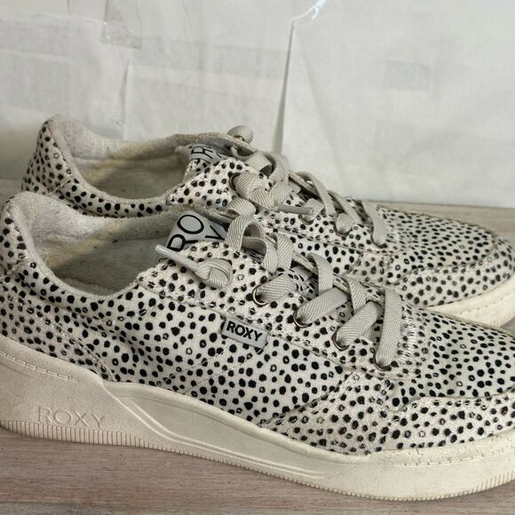 Roxy Dotted Cream and Black Sneakers size 9 good condition - Picture 1 of 5
